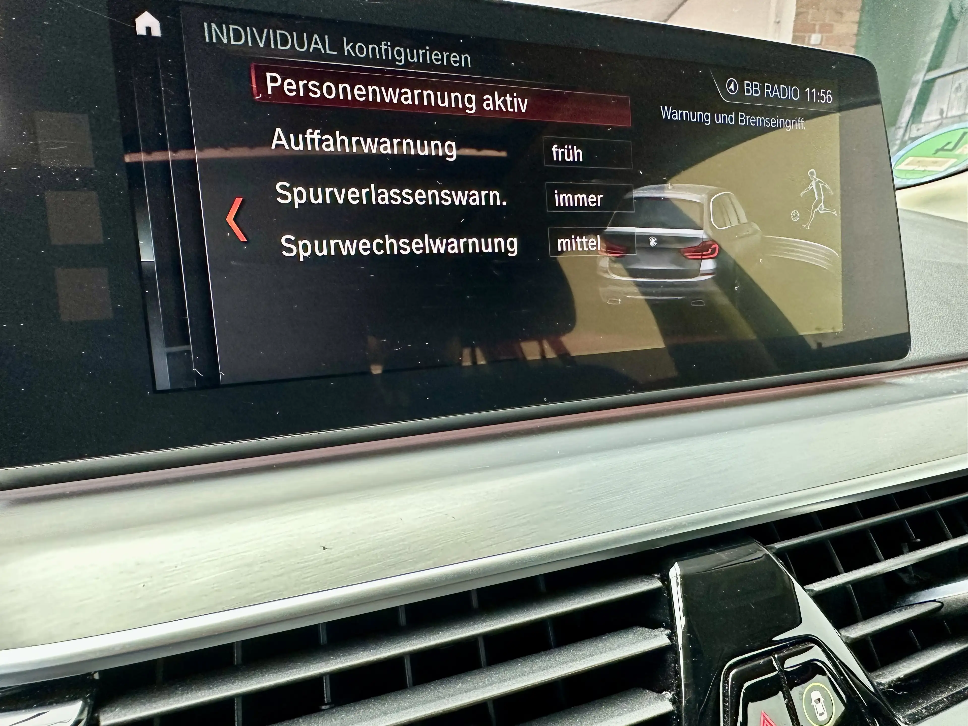 BMW 525 525 d Sportline Pano LED Service neu — photo 15