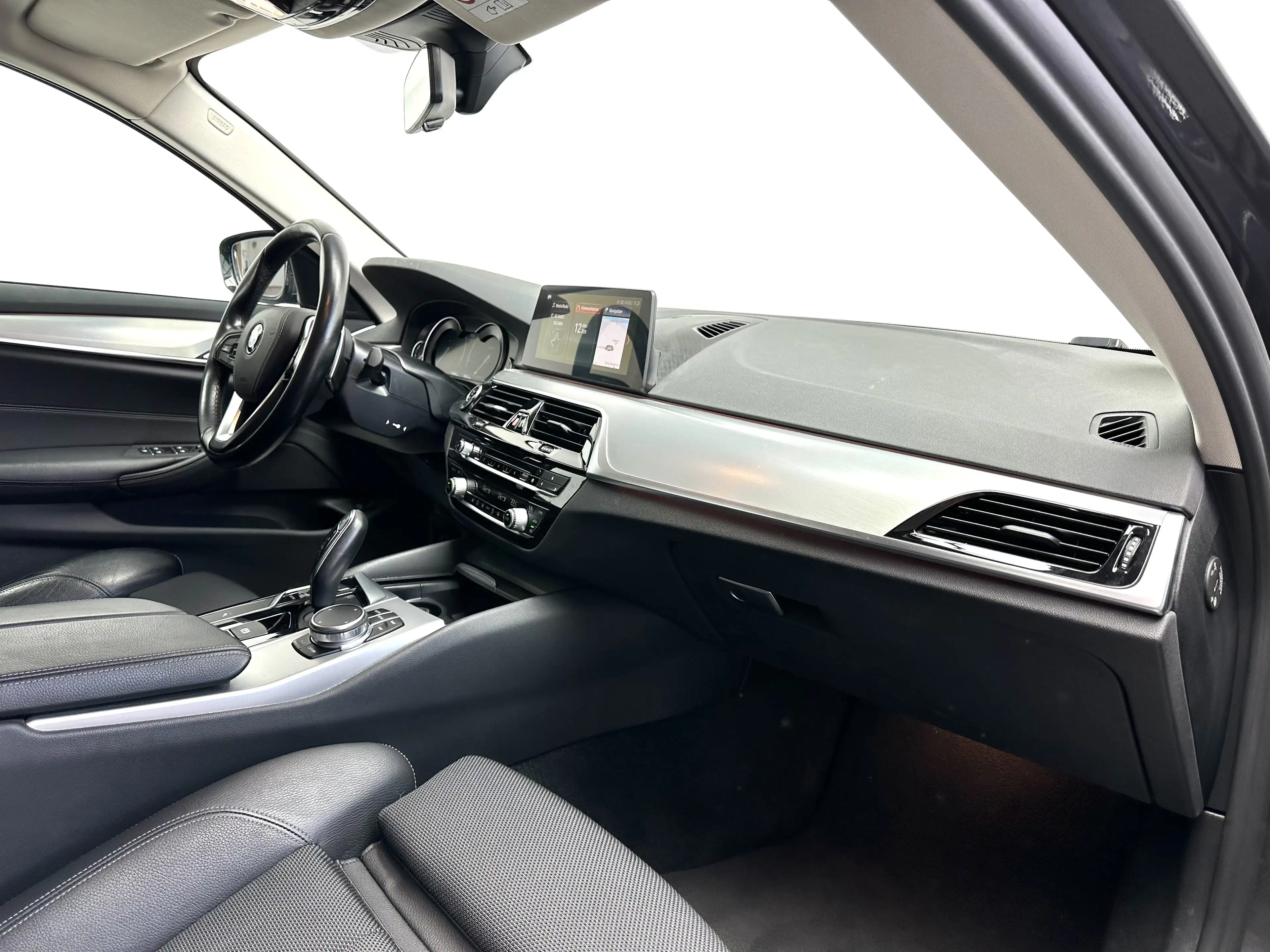 BMW 525 525 d Sportline Pano LED Service neu — photo 9