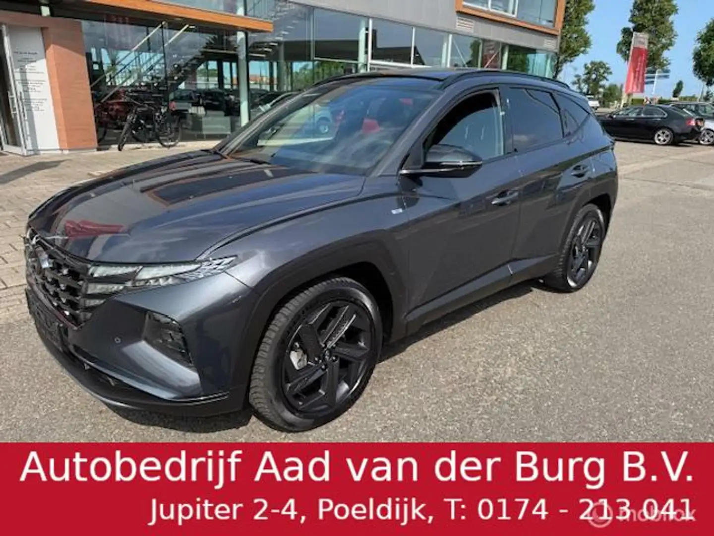 Hyundai TUCSON 1.6 T MHEV BlackLine 4WD Automaat , Trekhaak 1.650 Grigio - 1