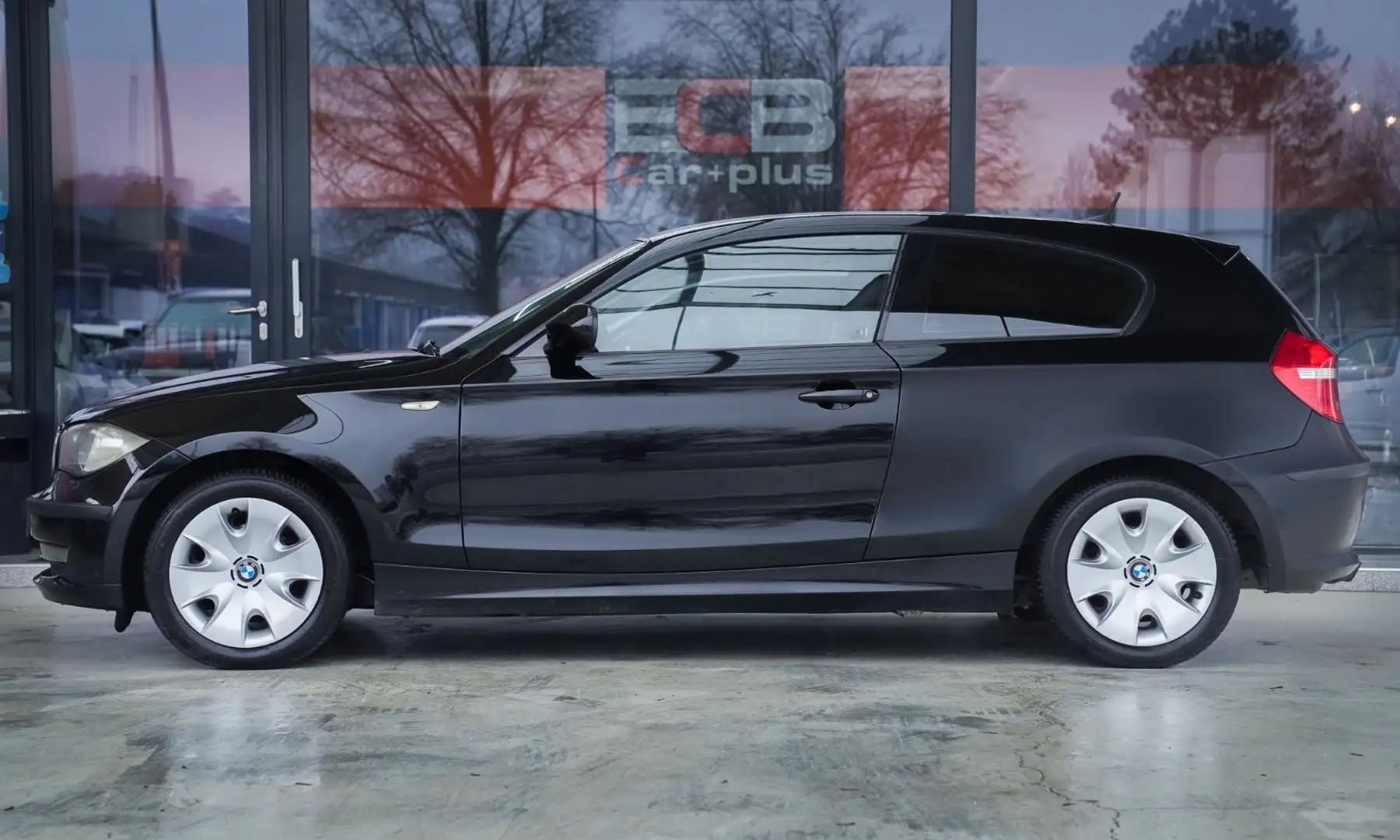 BMW 116 i 3-Trg. *TÜV 04/2026/Klima/Scheckheft* Noir - 2