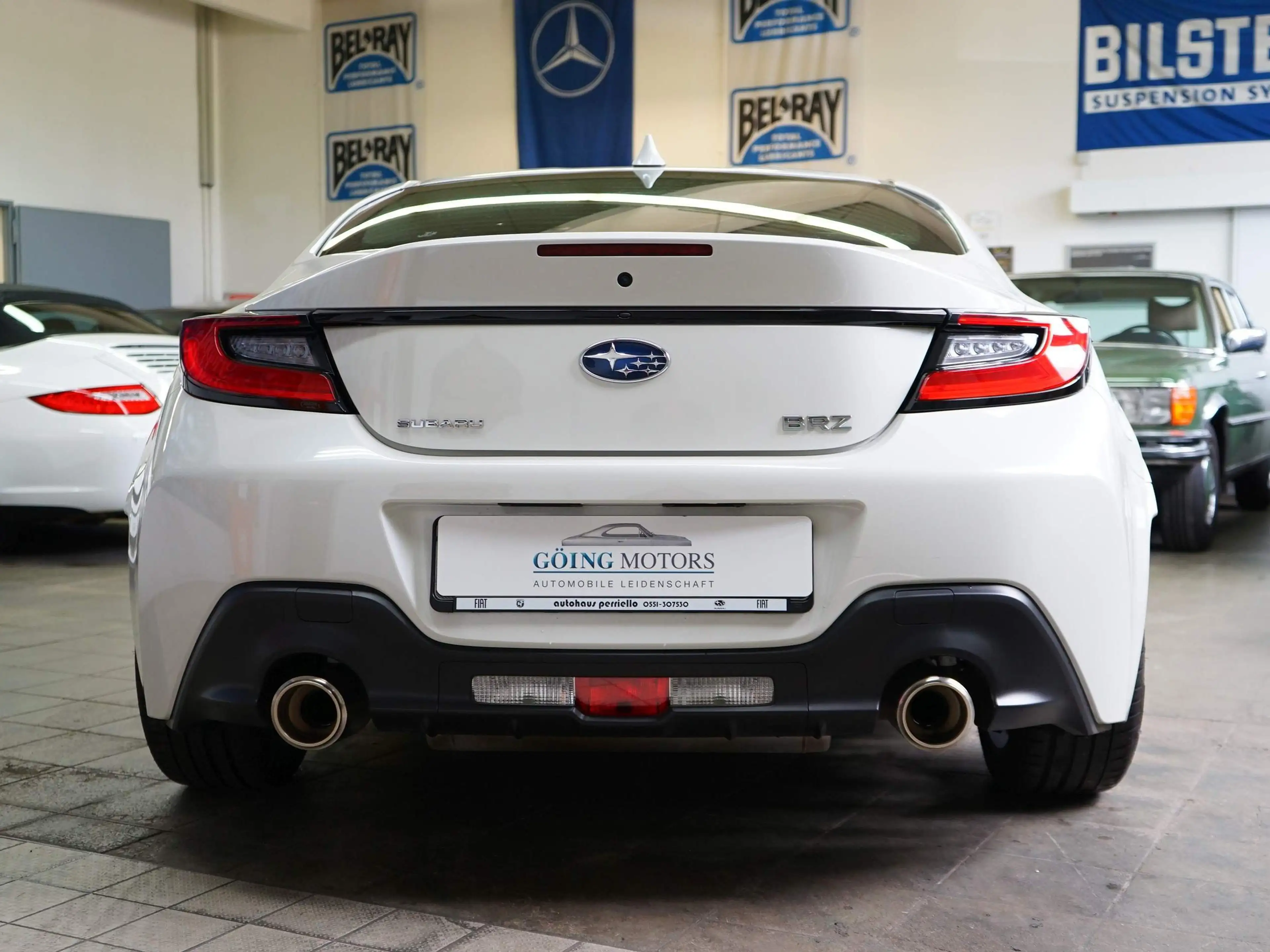 Subaru BRZ Sport Saisonfahrzeug im Originalzustand — photo 13