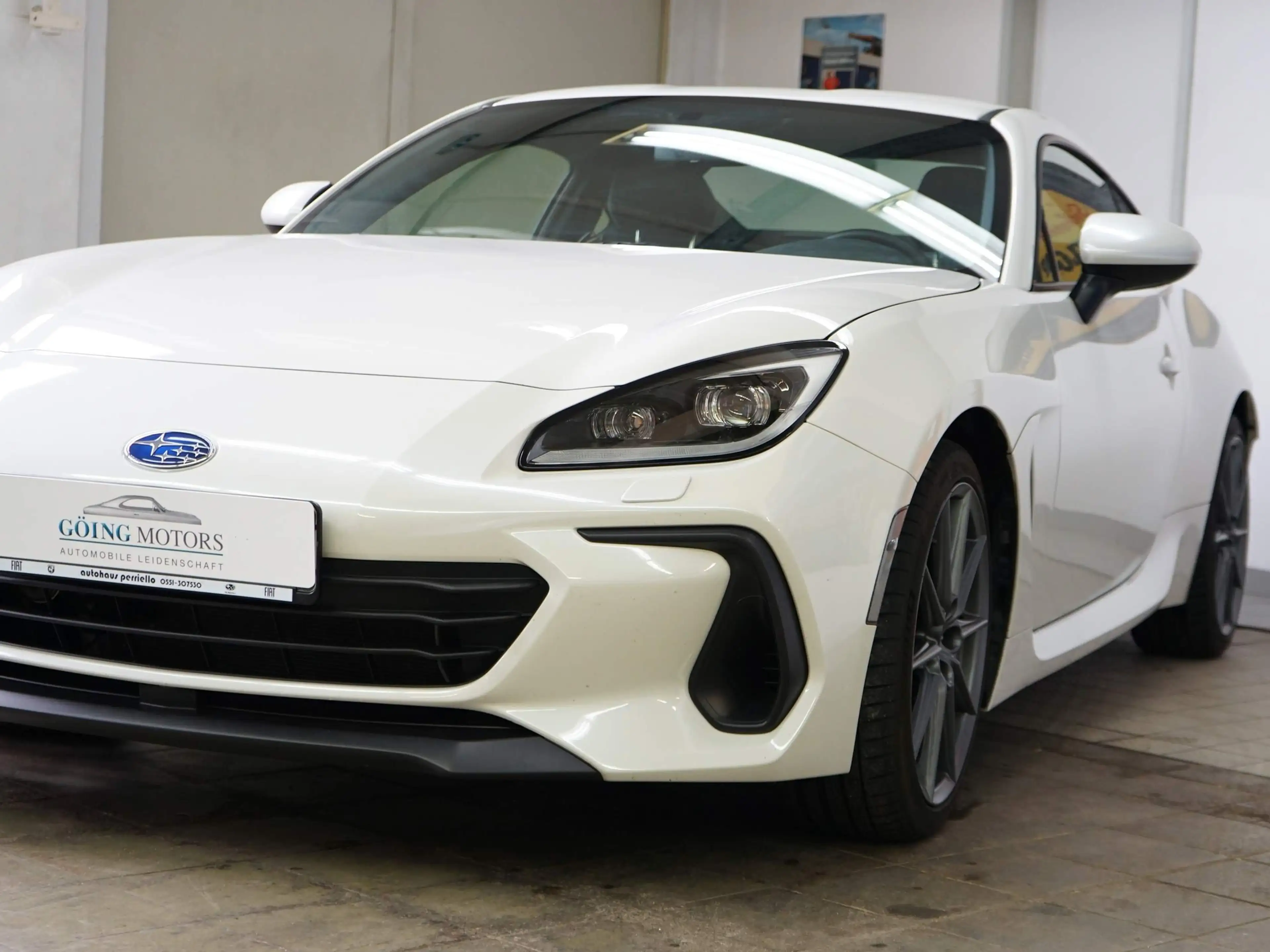 Subaru BRZ Sport Saisonfahrzeug im Originalzustand — photo 6