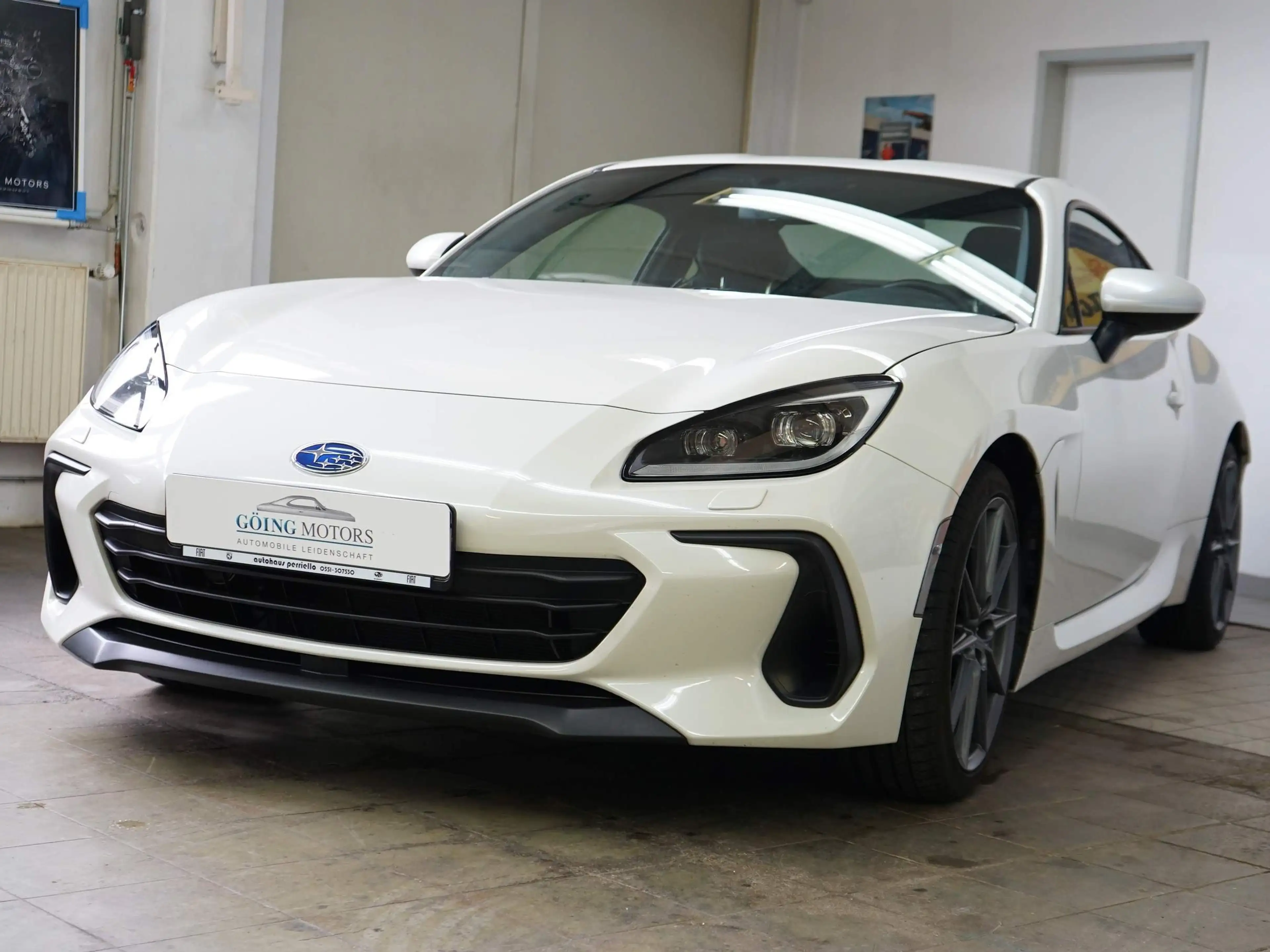Subaru BRZ Sport Saisonfahrzeug im Originalzustand — photo 7