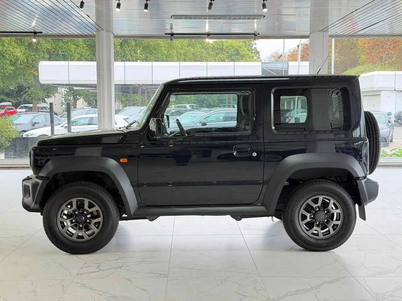 Suzuki Jimny 1.5 ALLGRIP*COMFORT+*4-SITZER*NAVI*AHK*LED, миниатюра 3
