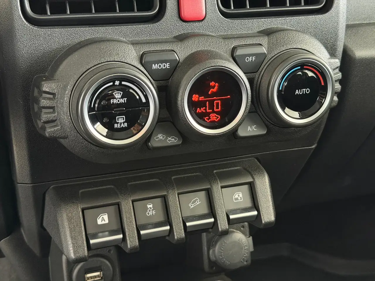 Suzuki Jimny 1.5 ALLGRIP*COMFORT+*4-SITZER*NAVI*AHK*LED, миниатюра 20