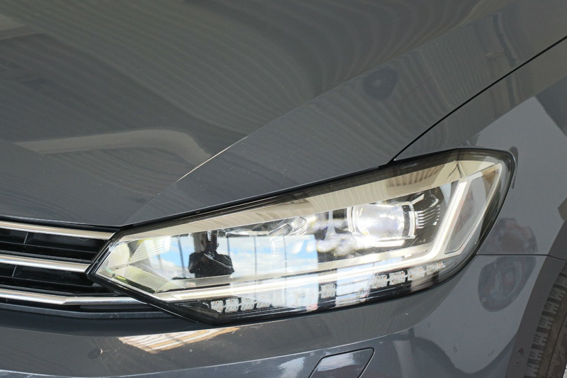 Volkswagen Touran Friends 2.0 TDI AHK/PARKLENKASS/LED/KAMERA — photo 4