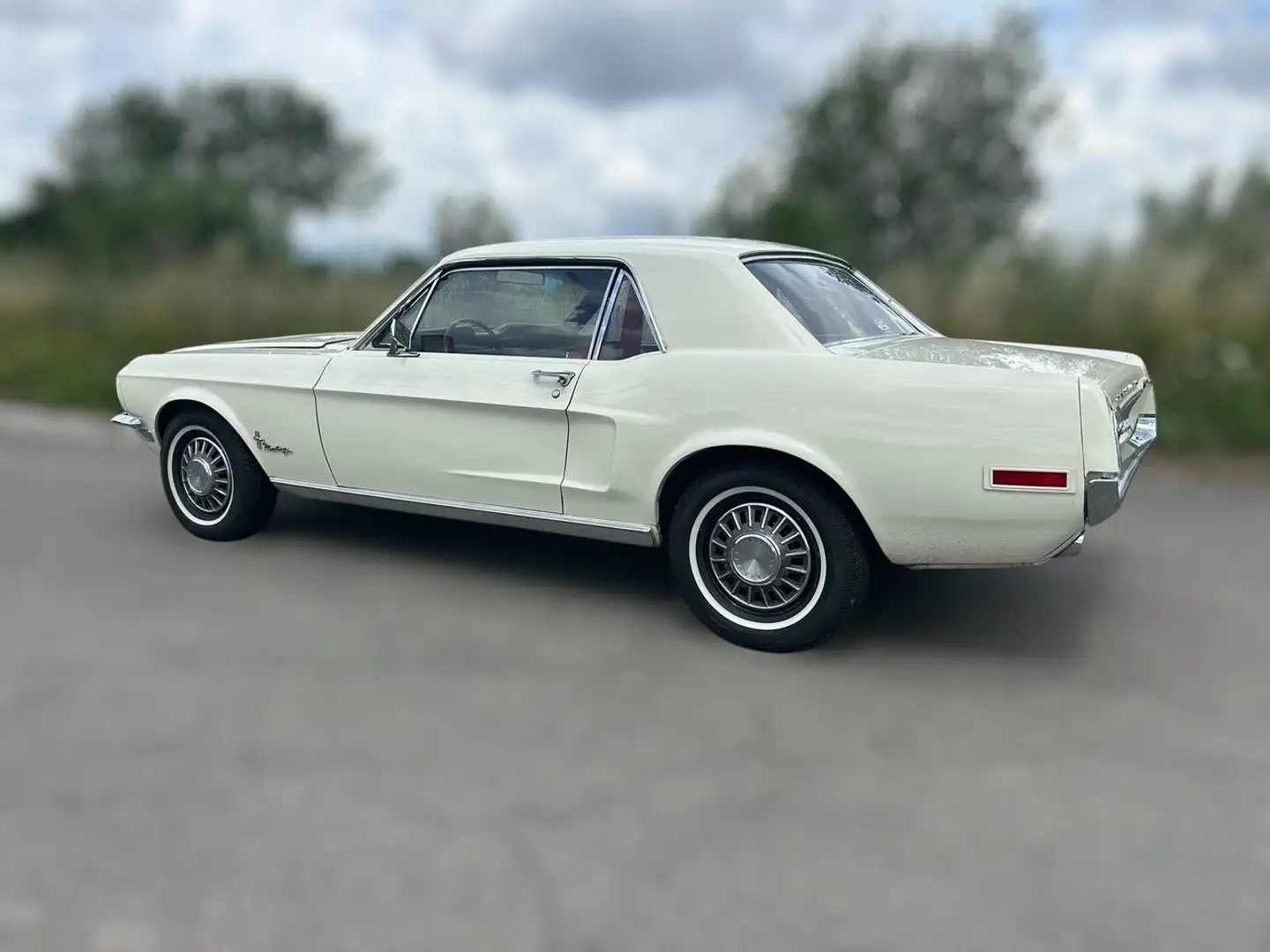 Ford Mustang 1968 COUPE Weiß - 2