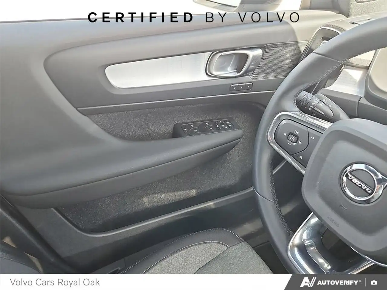 Volvo XC40 снимка Volvo XC40