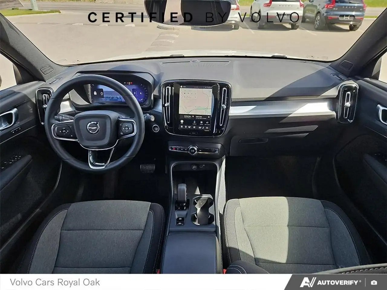 Volvo XC40 снимка Volvo XC40