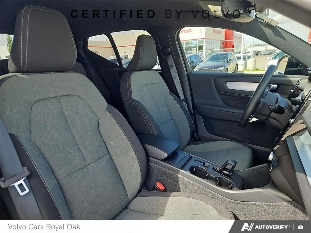 Volvo XC40 снимка Volvo XC40