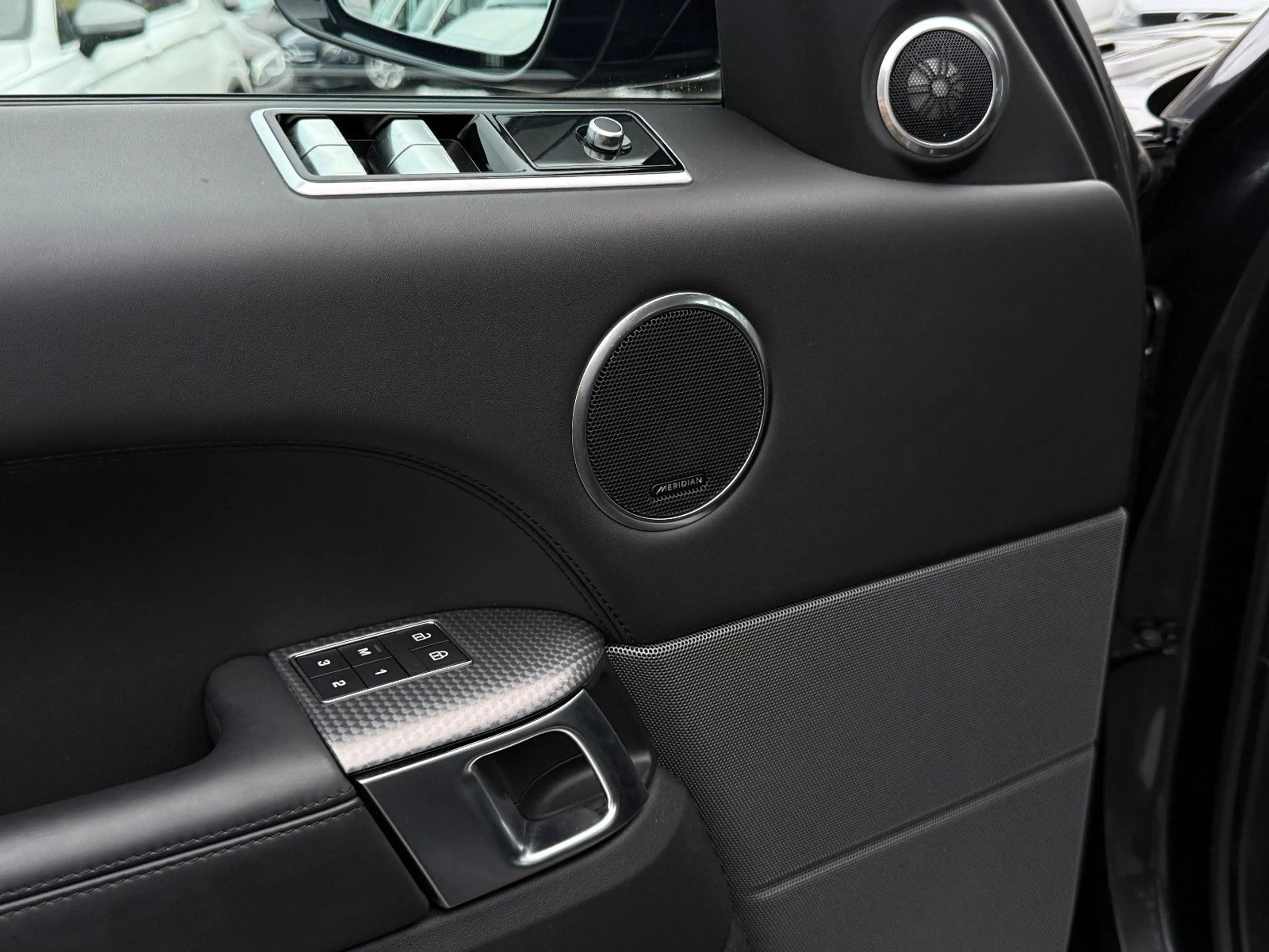 Land Rover Range Rover Sport 5.0 V8 Leder Navi LED Sthz Kam — photo 9