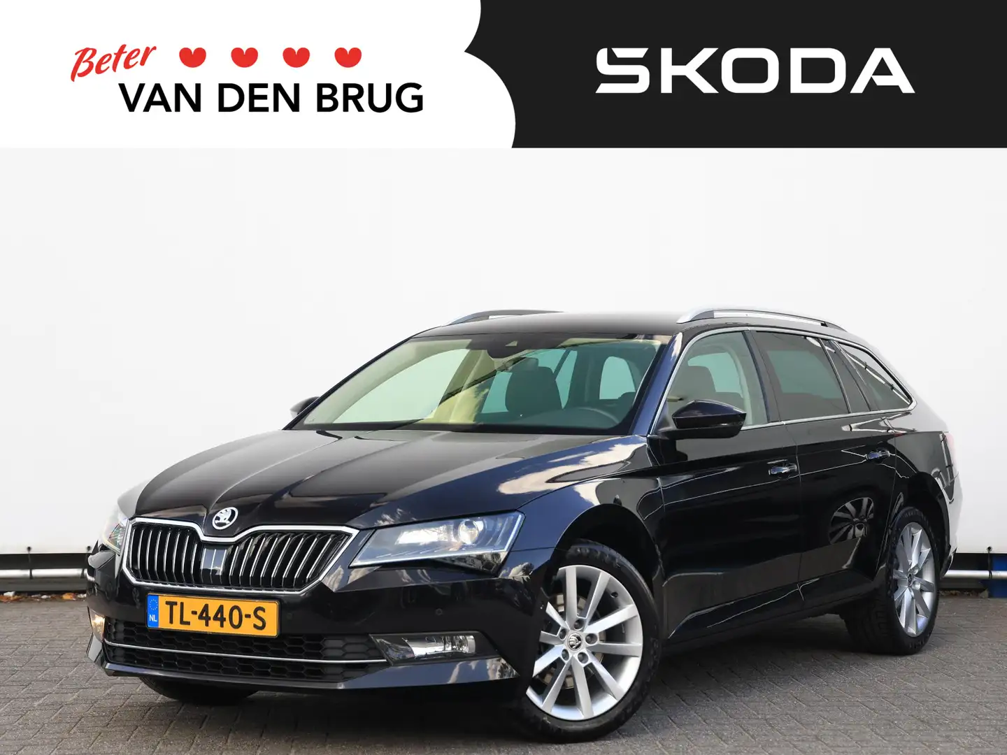 Skoda Superb Combi 2.0 TDI Style Business 150PK DSG | Navigatie Zwart - 1