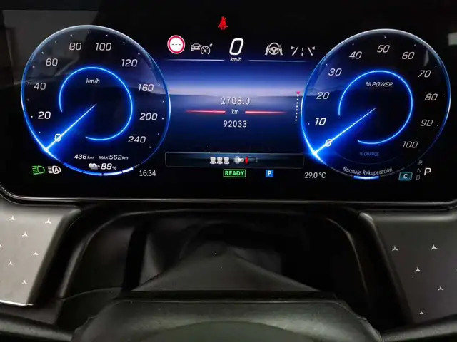 Mercedes-Benz Eqe view 11