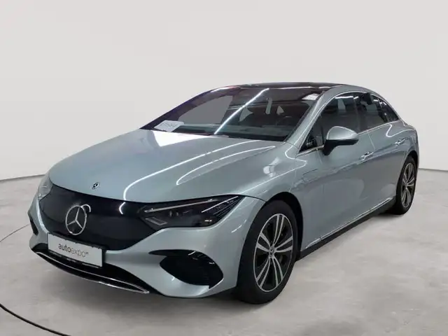 Mercedes-Benz Eqe view 2