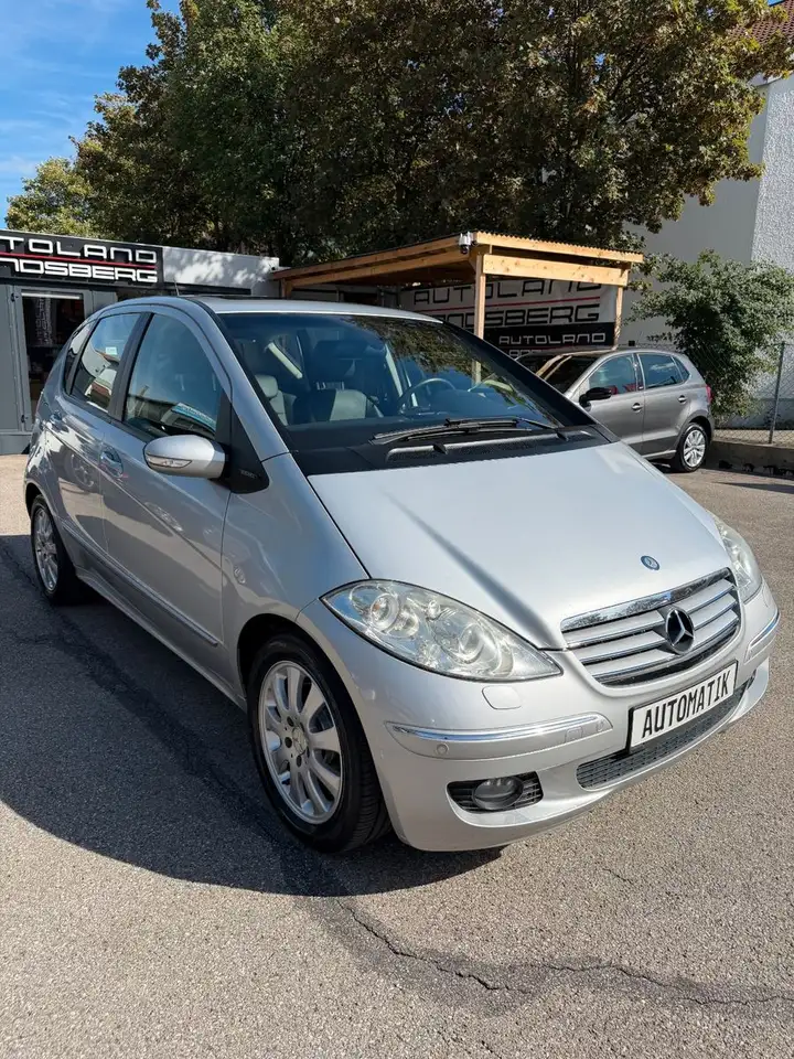Mercedes-Benz A 200