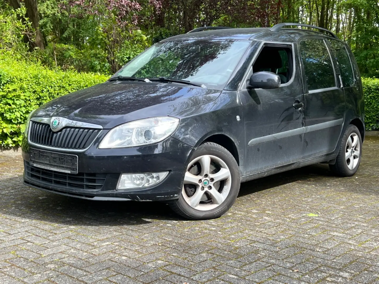 Skoda Roomster Style Plus Edition Siyah - 2