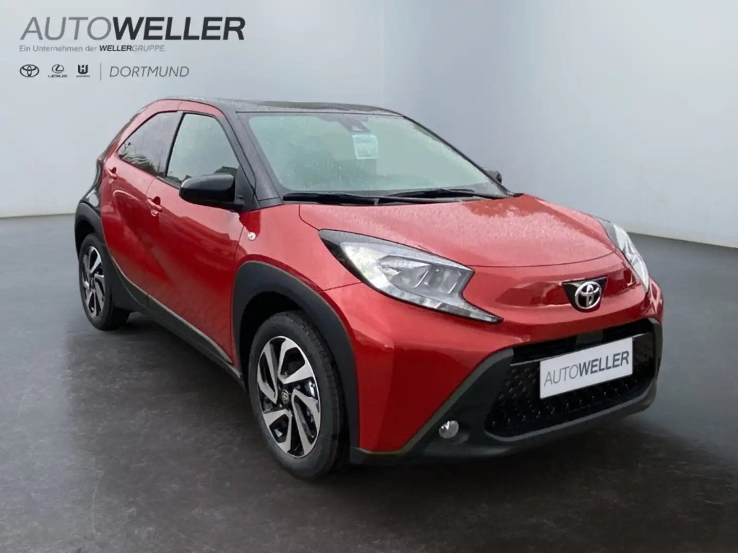 Toyota Aygo X Team D *ACC*Kamera*CarPlay*SHZ*Bi-Tone* Rot - 1