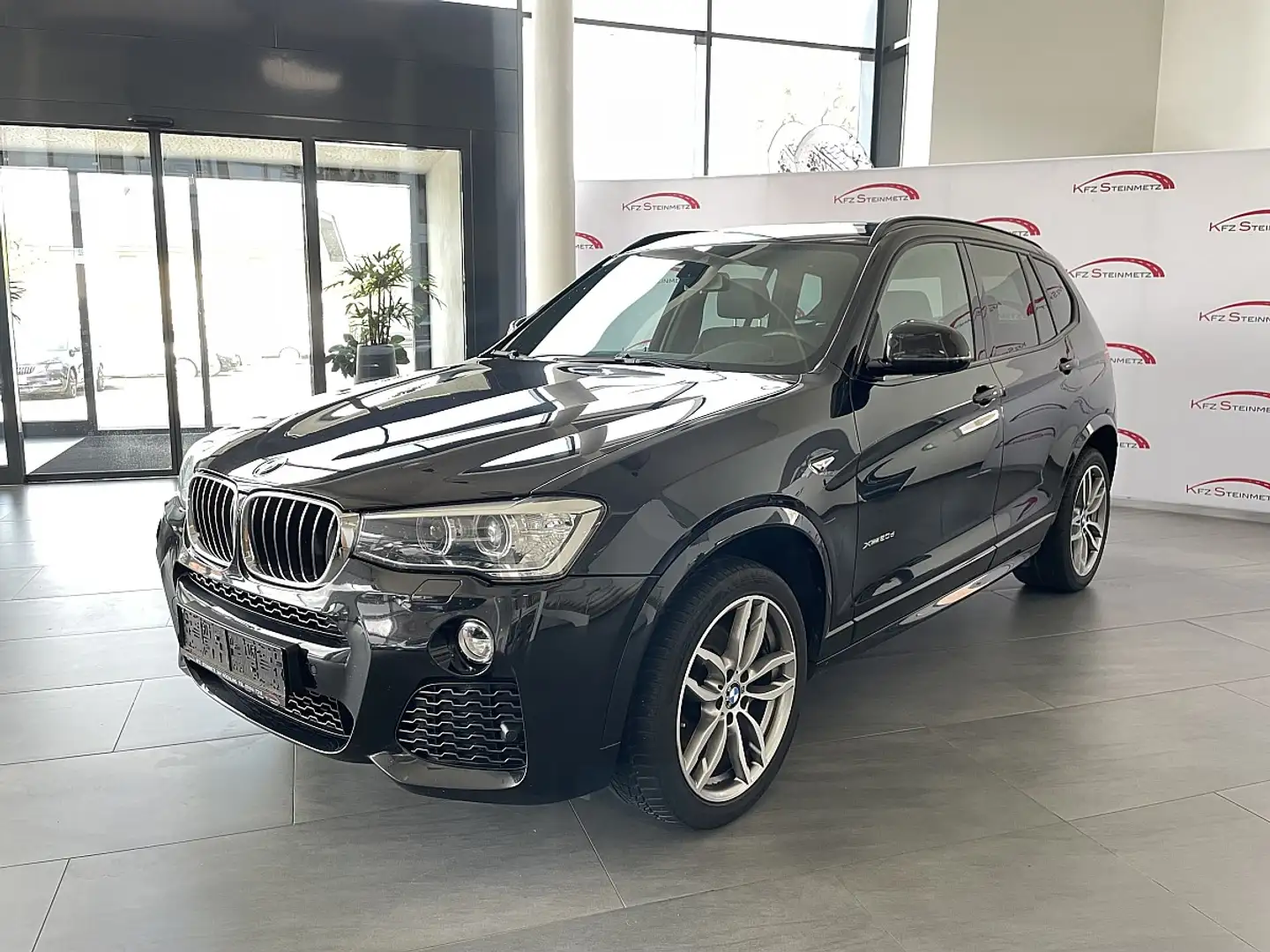 BMW X3 xDrive 20d M Sport Aut. Noir - 1
