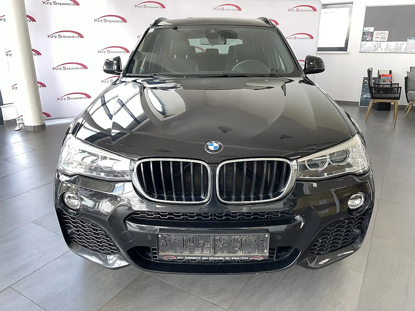 BMW X3 xDrive 20d M Sport Aut. Noir - 2