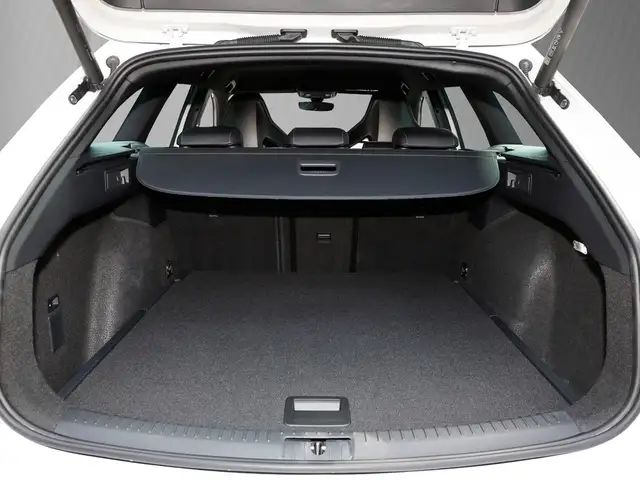 CUPRA Leon view 7
