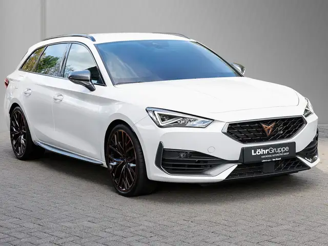 CUPRA Leon view 4