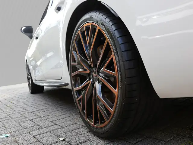 CUPRA Leon view 6