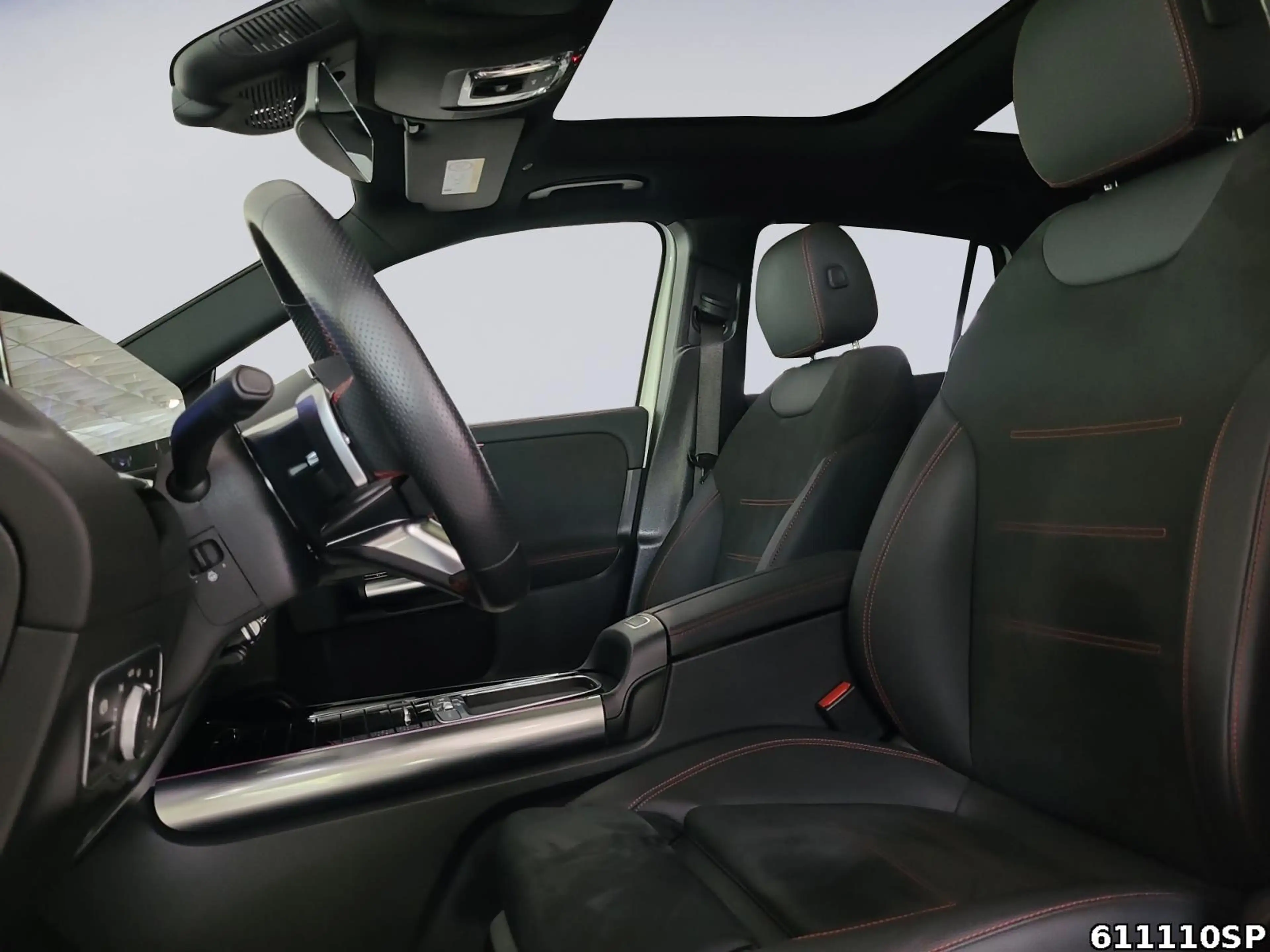 Mercedes-Benz EQA 300 4M AMG  Pano Distronic Night360° Keyless — photo 10