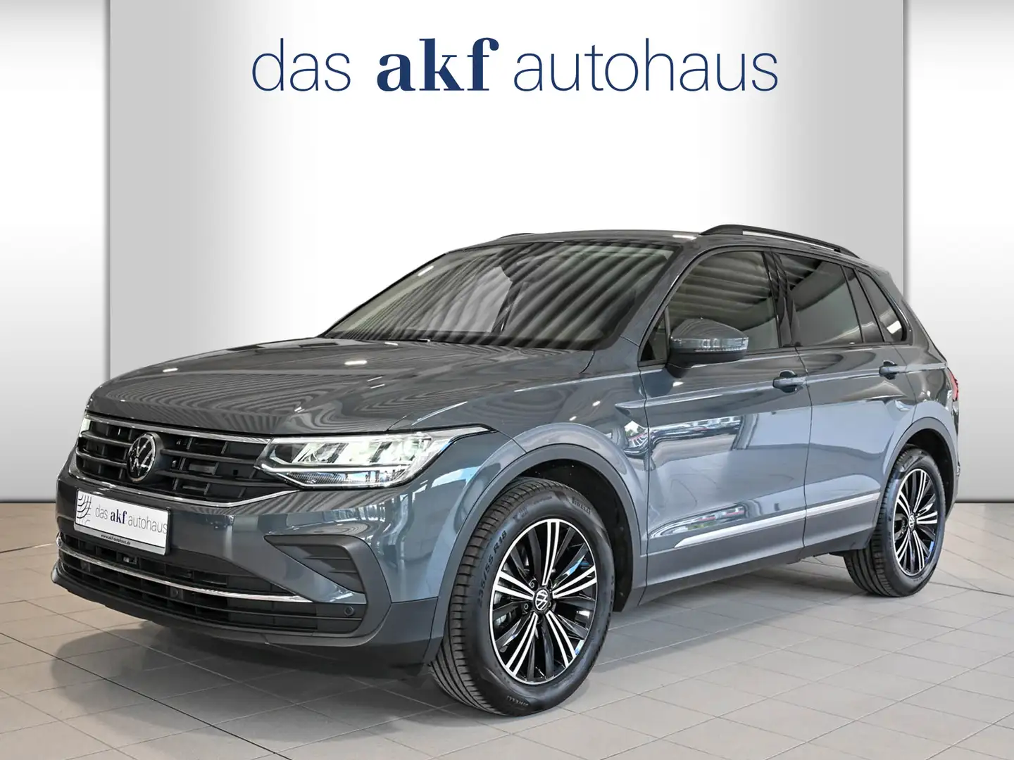 Volkswagen Tiguan LIFE Grau - 1