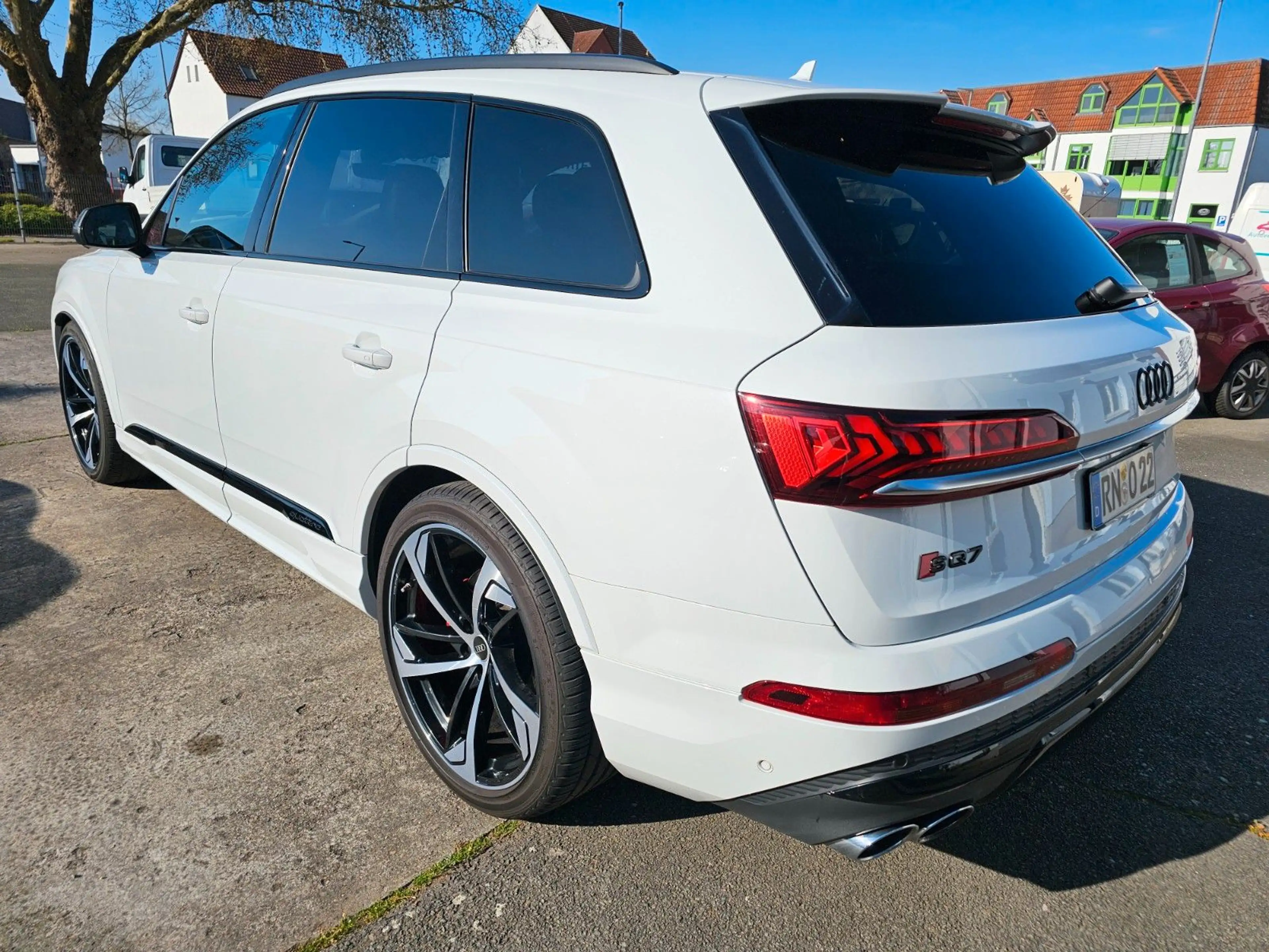 Audi SQ7 4.0 TDI quattro LED B&O Luft AHK 22" TV — photo 2