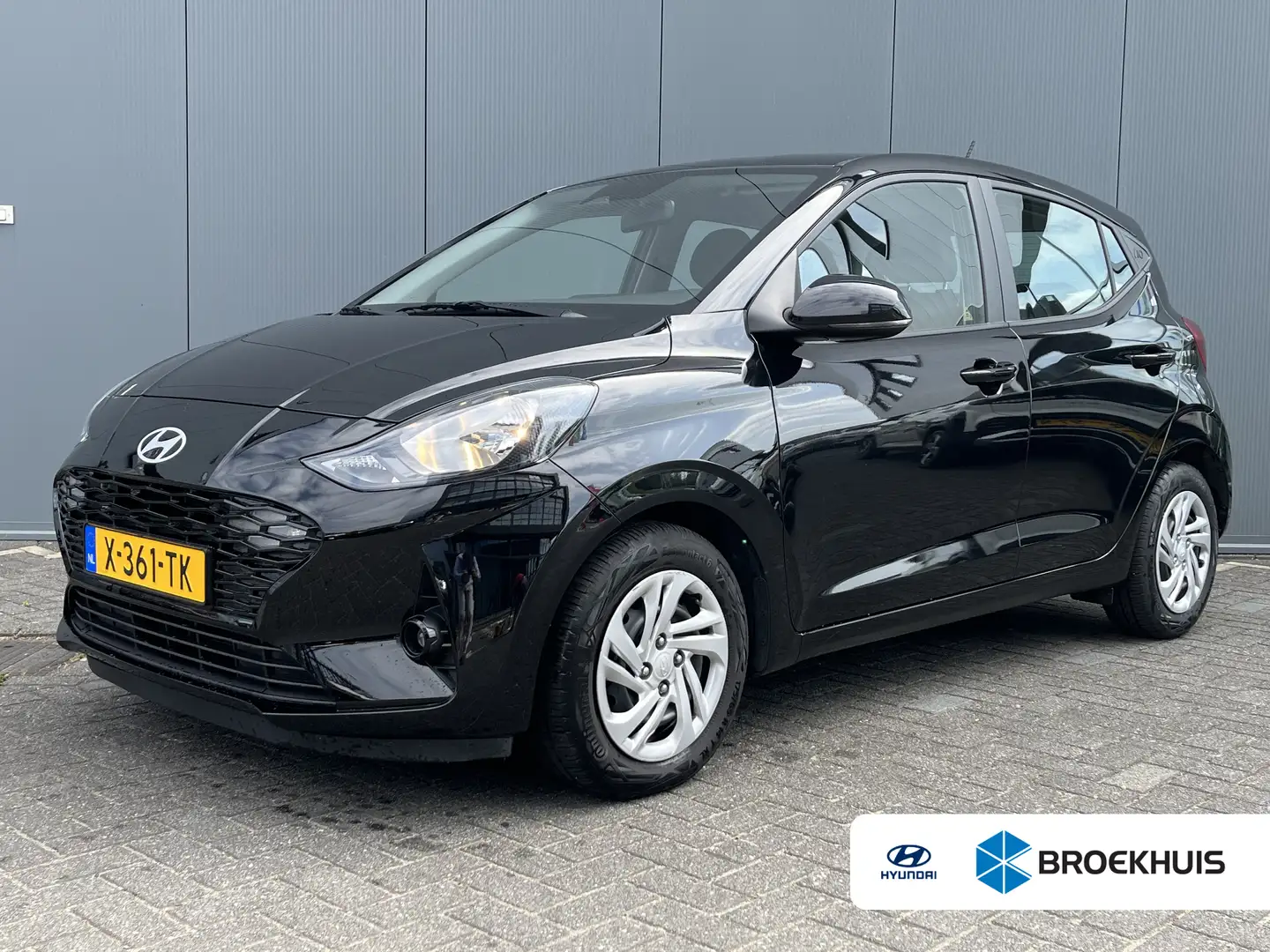 Hyundai i10 1.0 66pk Comfort Smart | Airco | Carplay | Camera Negro - 1
