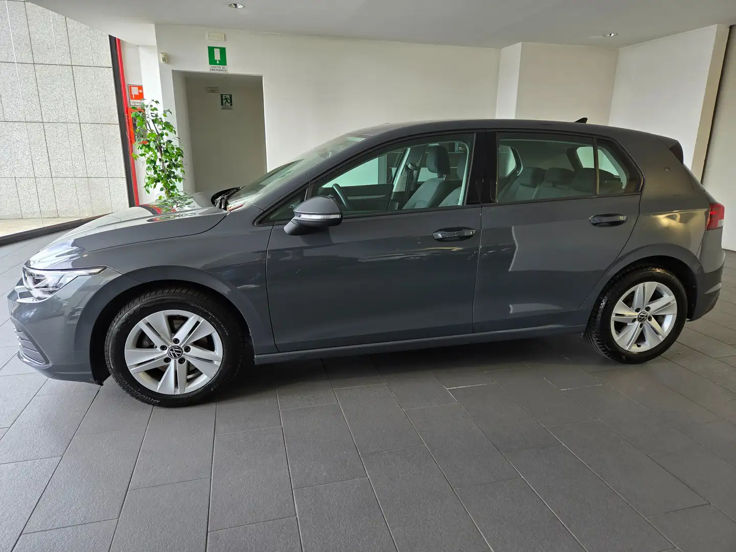 Volkswagen Golf Golf 1.0 etsi evo Life 110cv dsg Grigio - 2