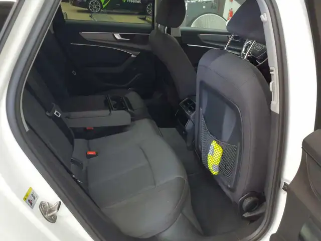 Audi A6 view 14