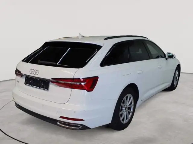 Audi A6 view 4