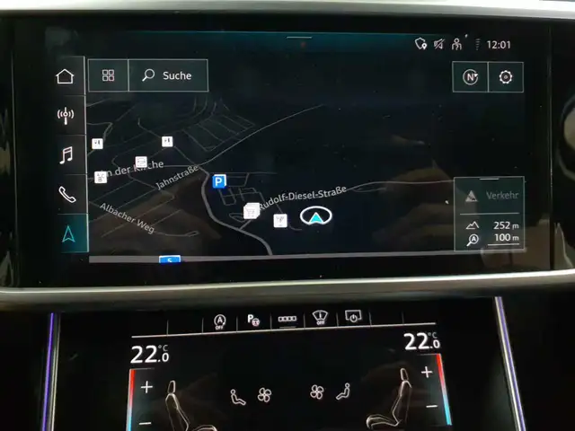 Audi A6 view 12