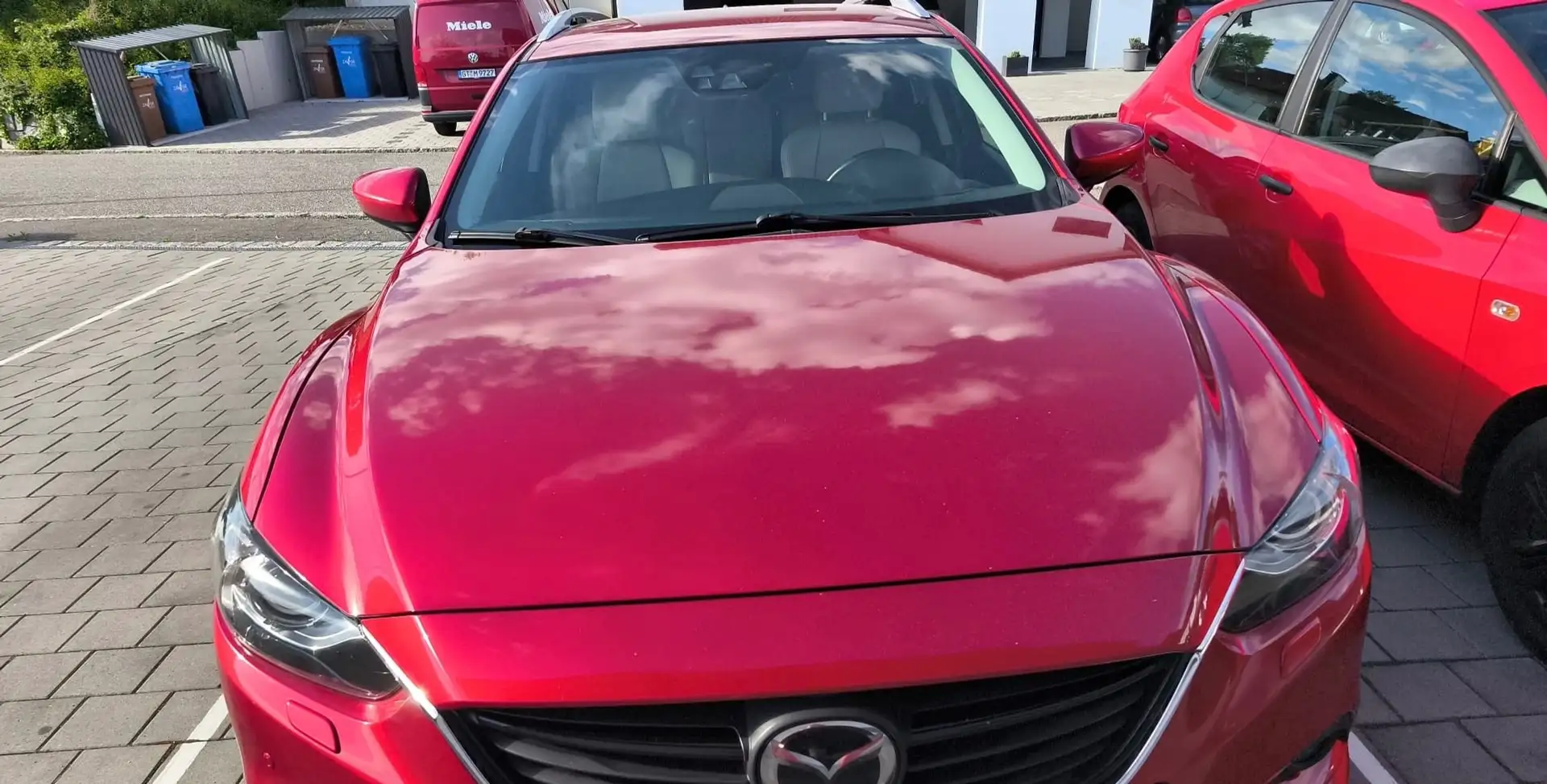 Mazda 6 6  2.2 Kombi SKYACTIV-D Aut. Sports-Line Červená - 2
