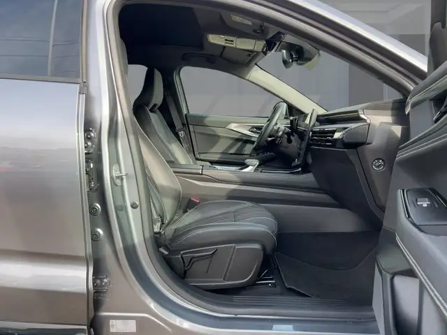 Renault Austral view 8