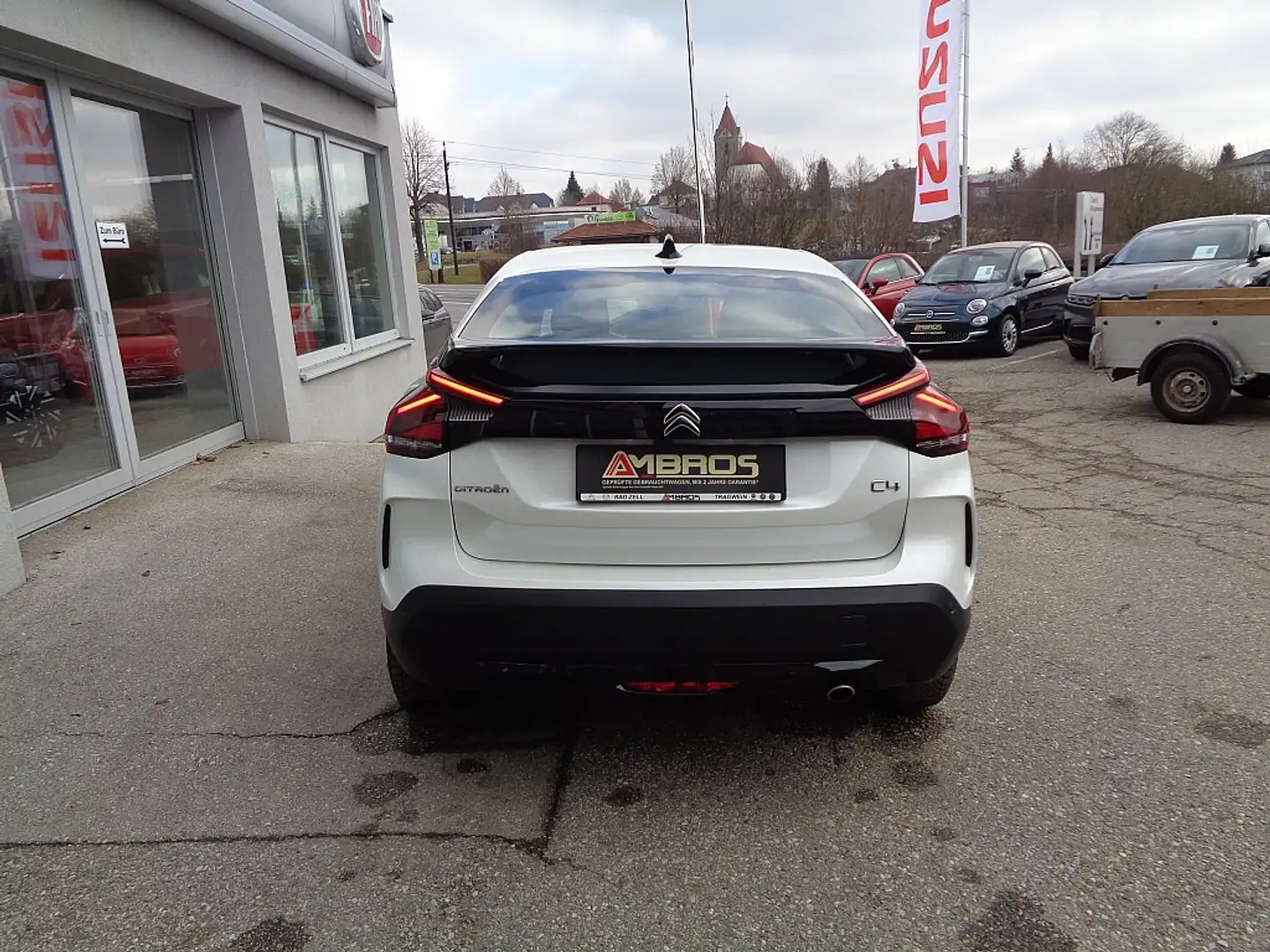 Citroen C4 BlueHDI 130 S&S EAT8 Automatik Plus JUNGWAGEN-A... Weiß - 2