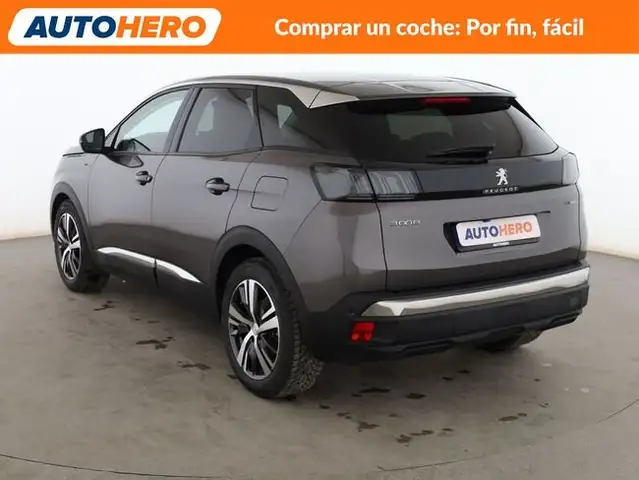 Peugeot 3008 view 4