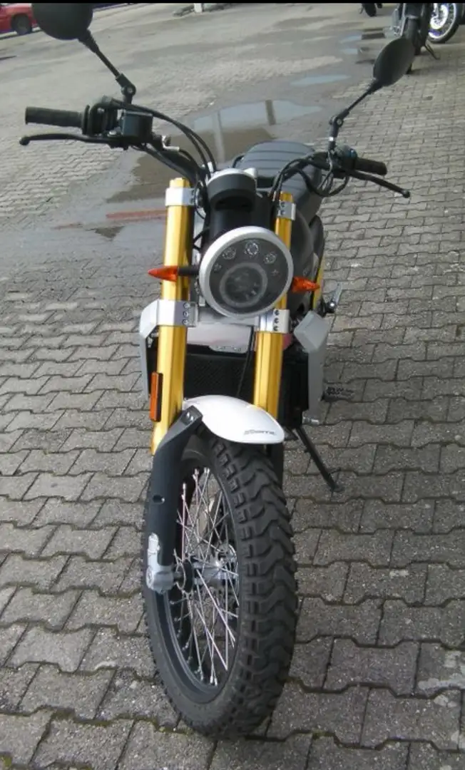 Fantic Caballero 125 Scrambler Noir - 2
