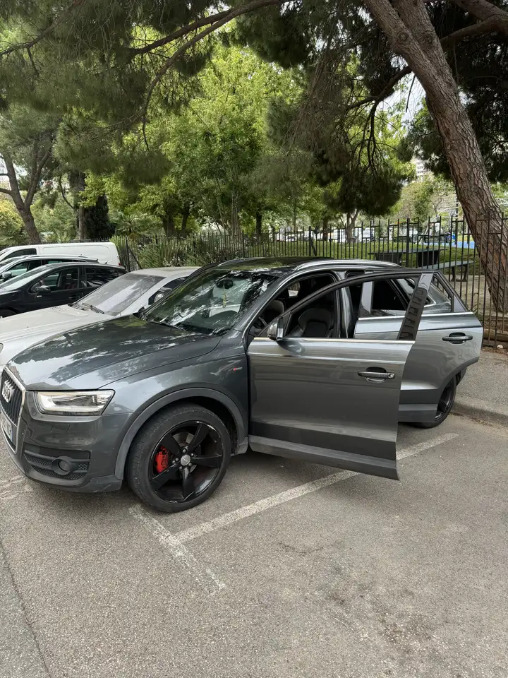 Audi Q3 2.0 TDI 140 ch S line