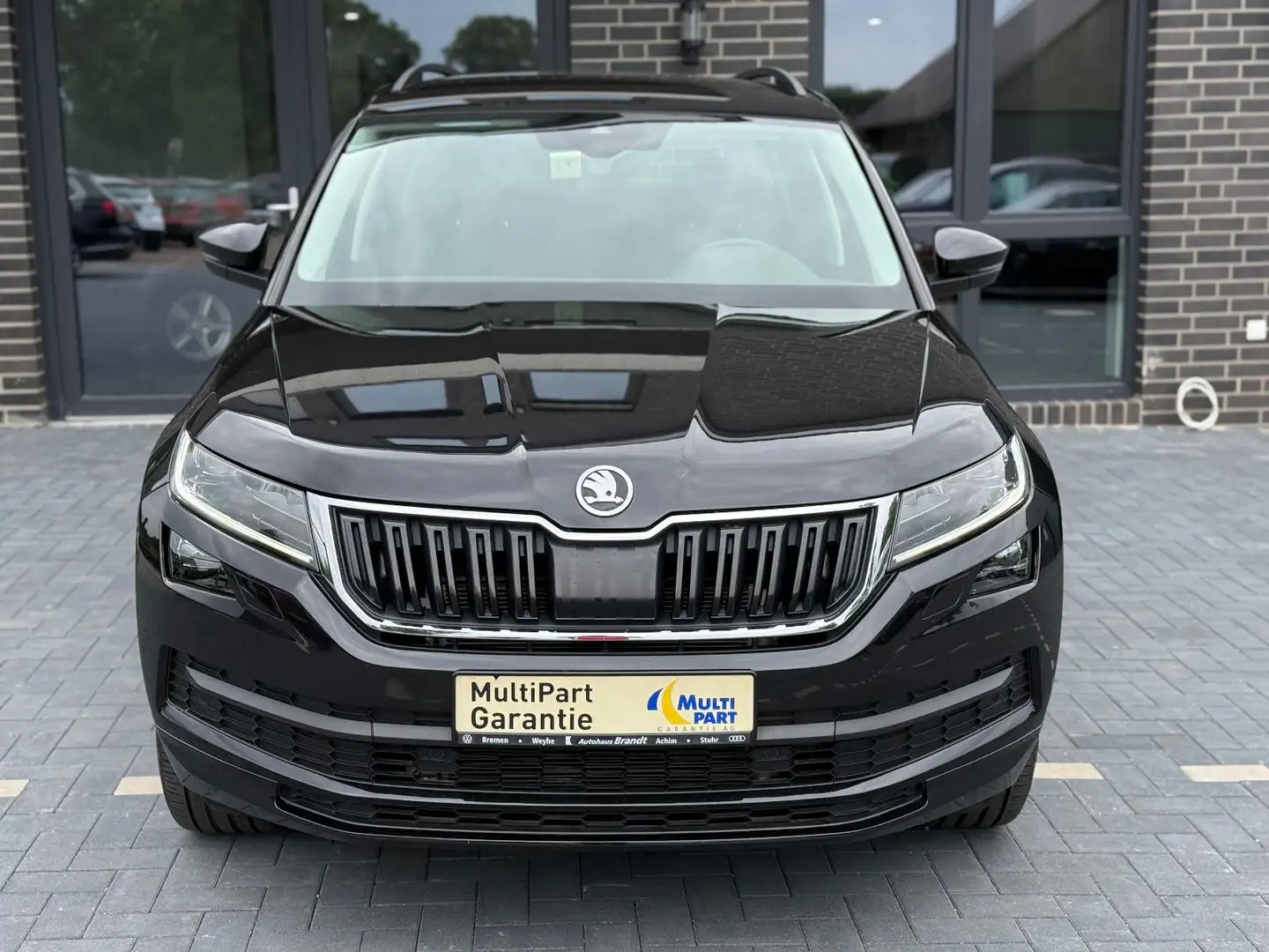 Skoda Kodiaq Clever 4x4*Automatik*LED*SHZ*PDC*NAVI*KAM Schwarz - 2
