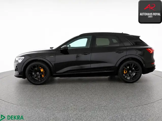 Audi E-Tron view 2