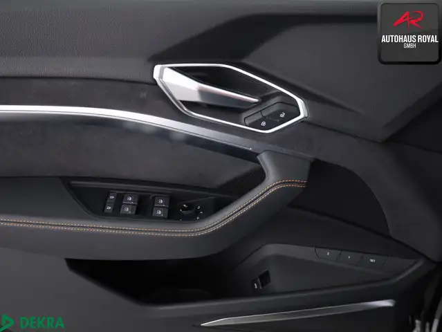 Audi E-Tron view 14