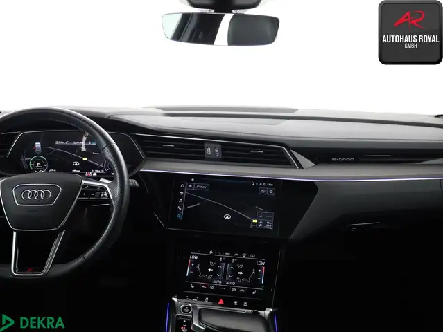 Audi E-Tron view 9