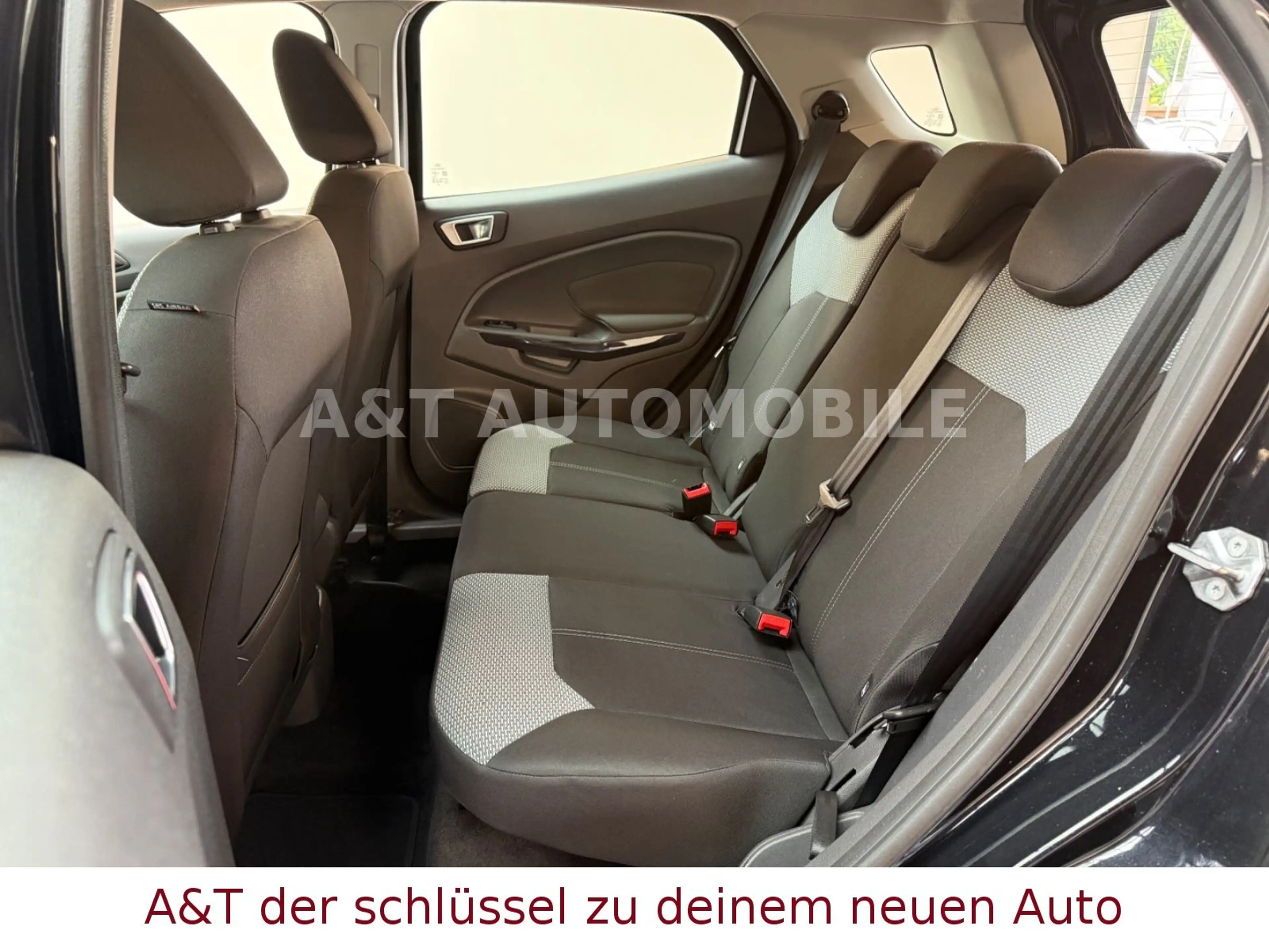 Ford EcoSport Titanium.Klima.PDC.Tempomat.TÜV NEU — photo 13