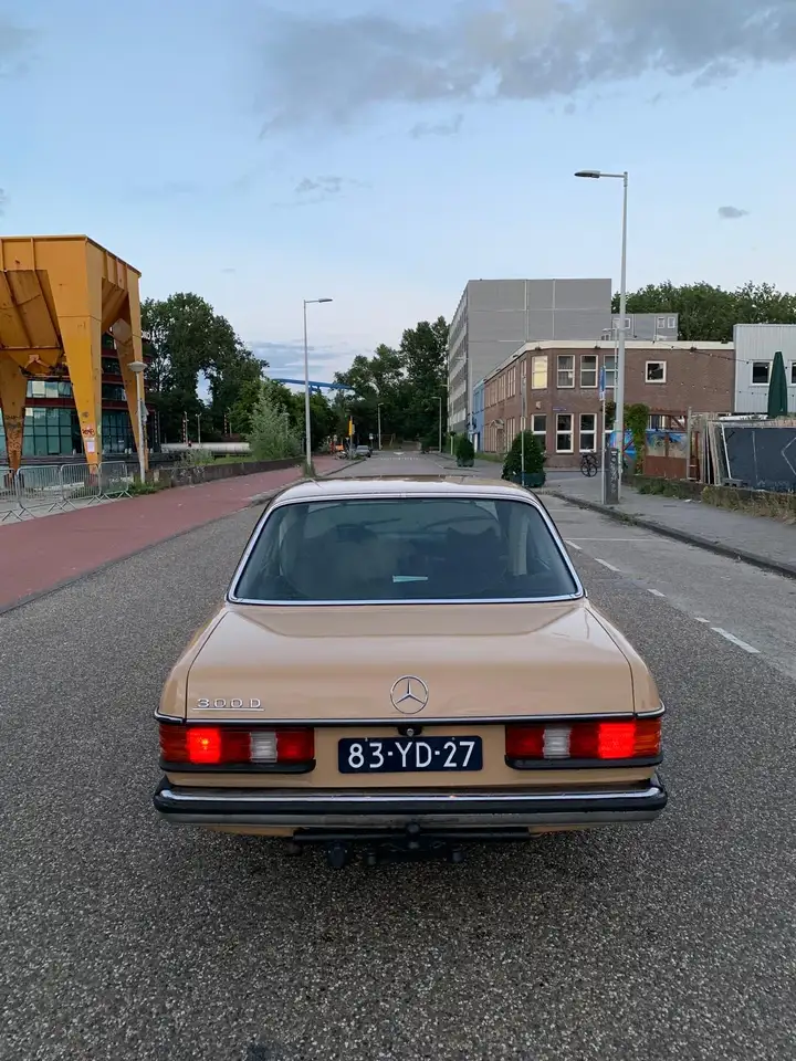 Mercedes-Benz 300 D 5 Cyl. Leer Airco UNIEK APK 2028, foto 6