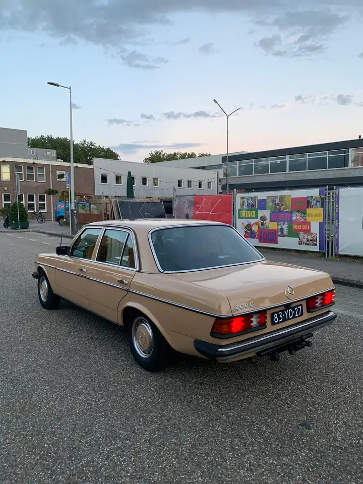 Mercedes-Benz 300 D 5 Cyl. Leer Airco UNIEK APK 2028, foto 2