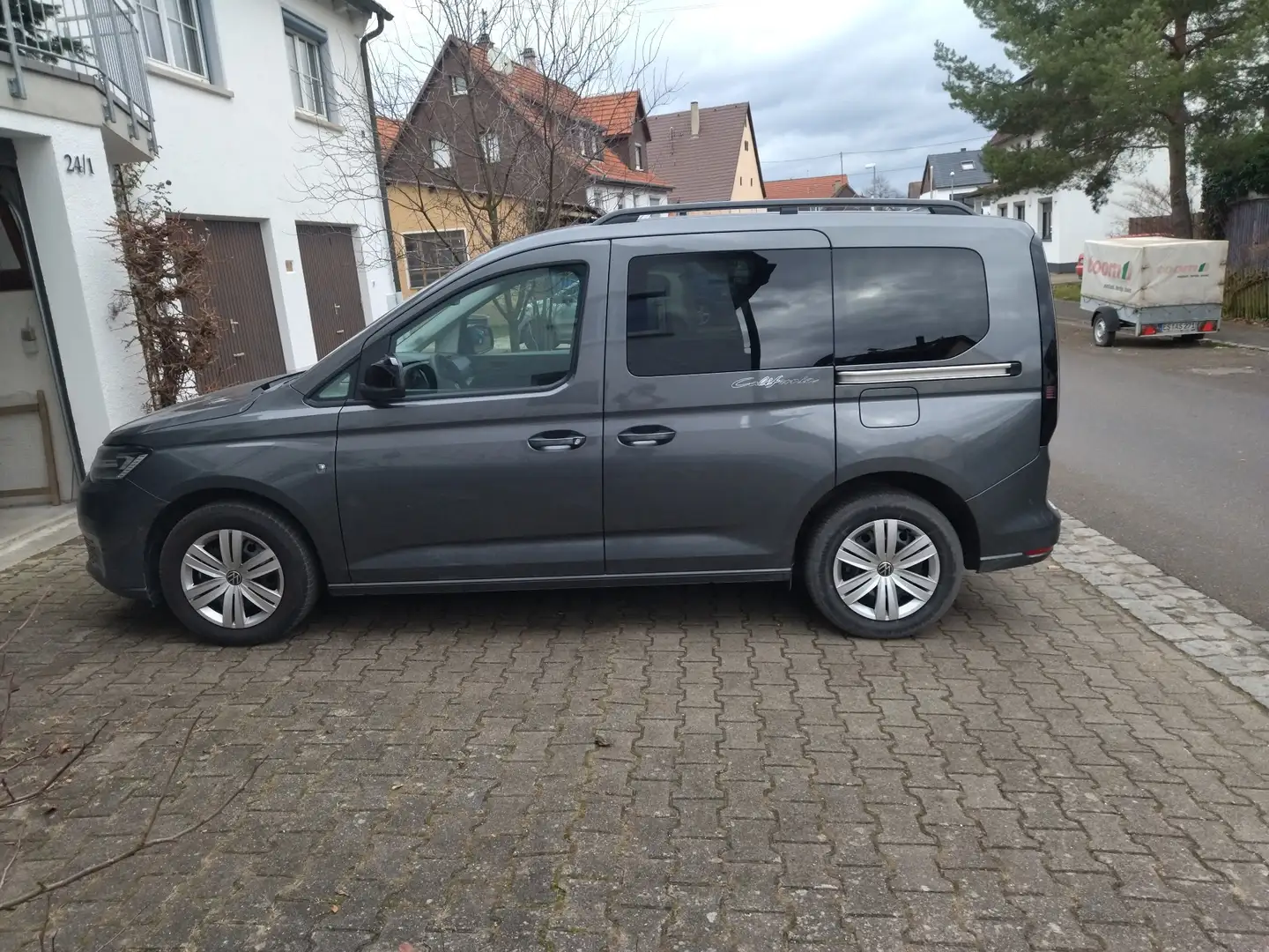 Volkswagen Caddy California mit Standheizung Grau - 2