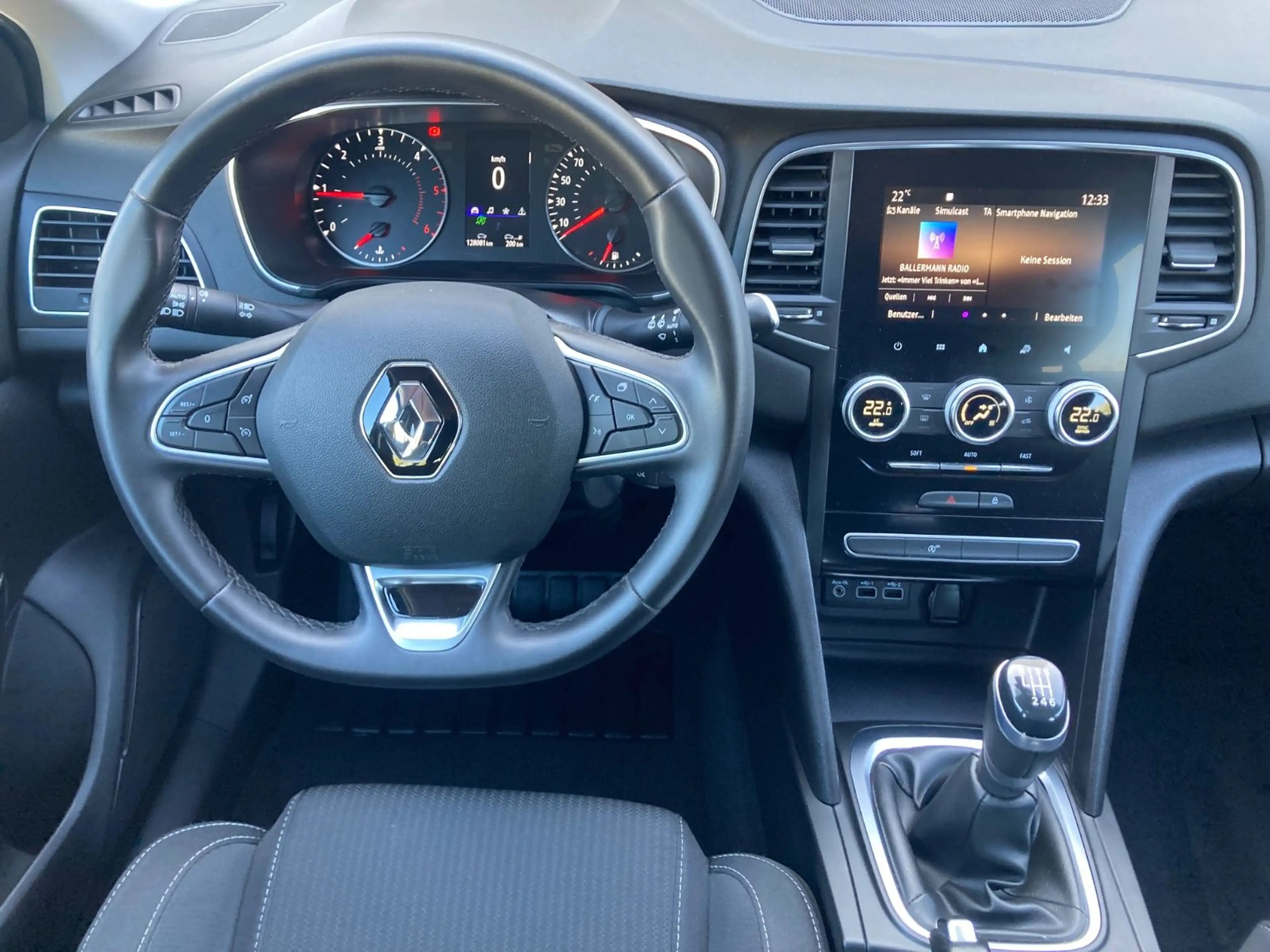Renault Megane Lim. 5-trg. Zen Blue dCi 115 — photo 9