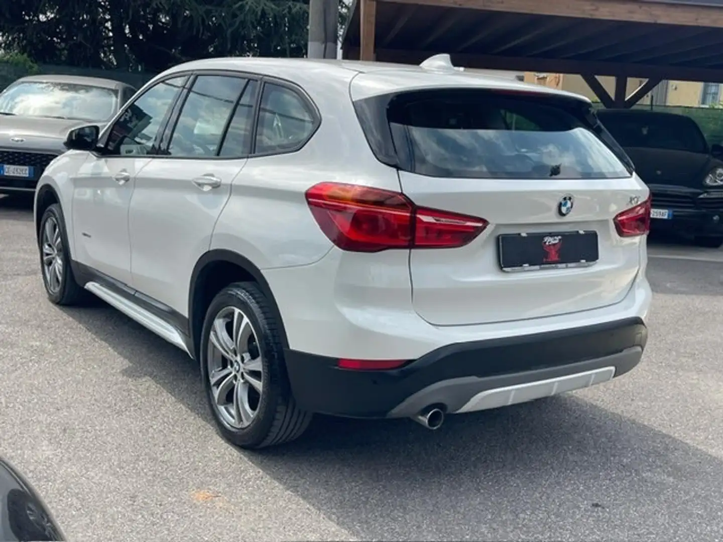 BMW X1 xDrive18d Sport White - 2